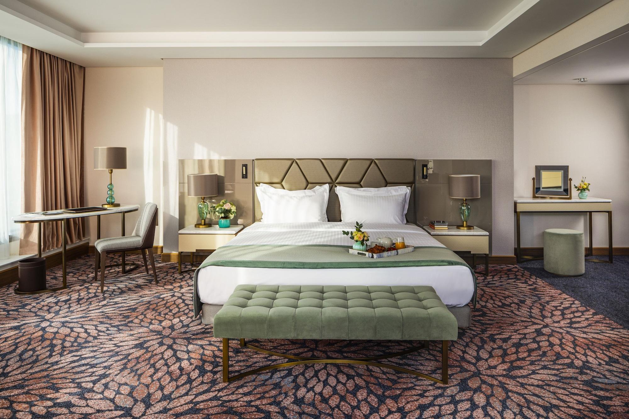 Grand Millennium Hotel 5*