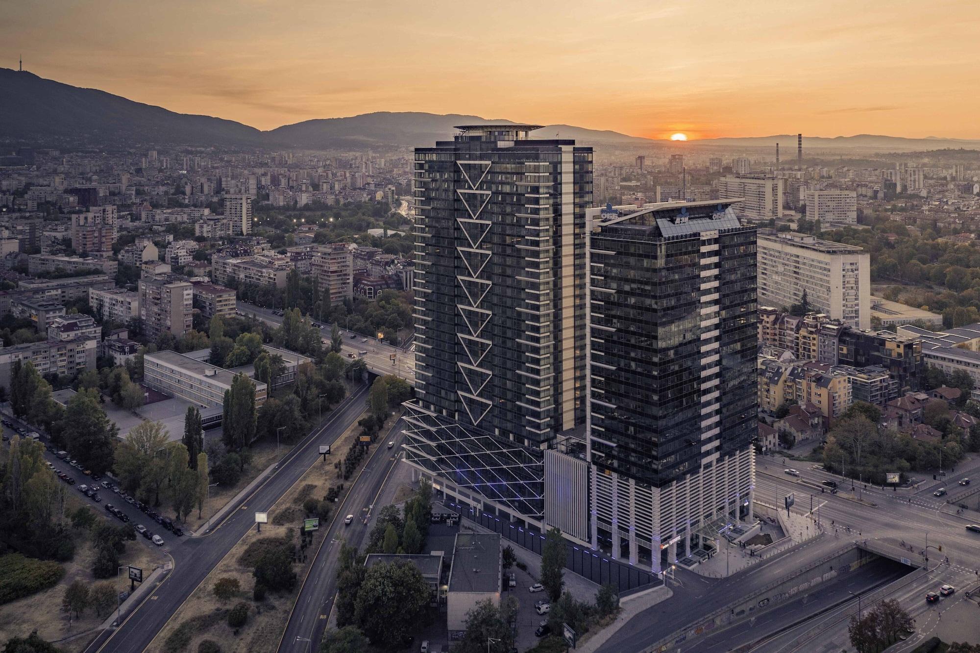 Grand Millennium Hotel 5*