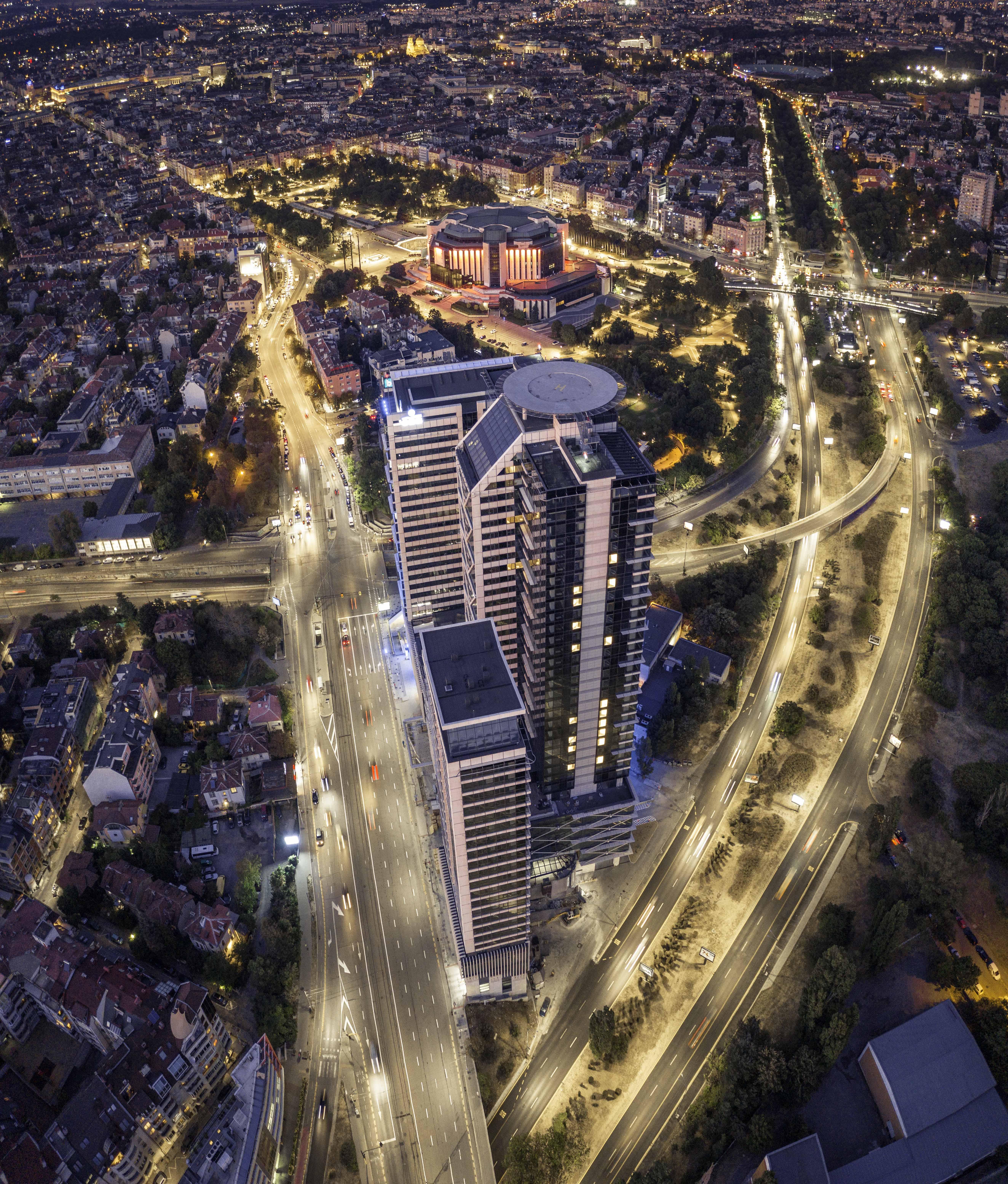Hotel Grand Millennium 5*
